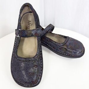 ALEGRIA by PGLite Belle Cathedral Clogs | Mary Jane Comfort Shoe